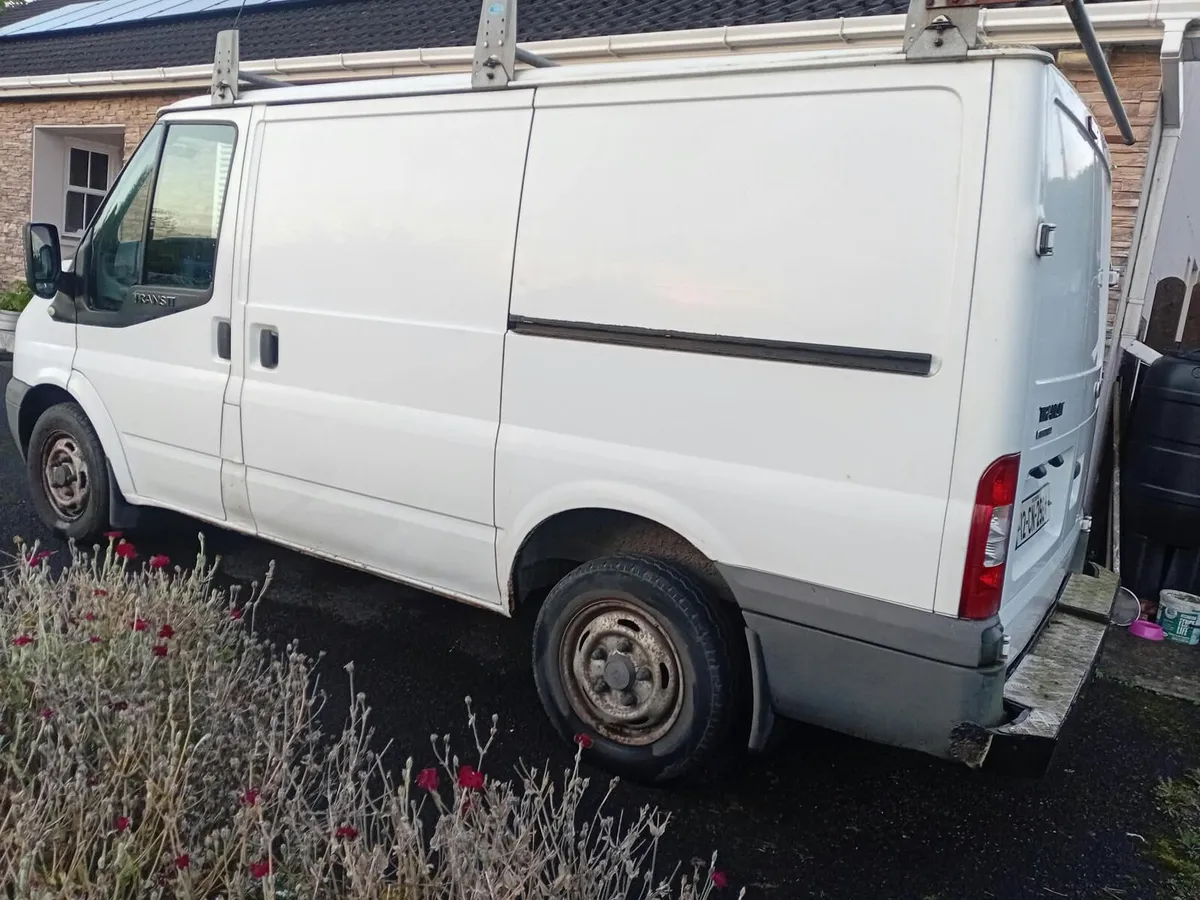Ford Transit - Image 3
