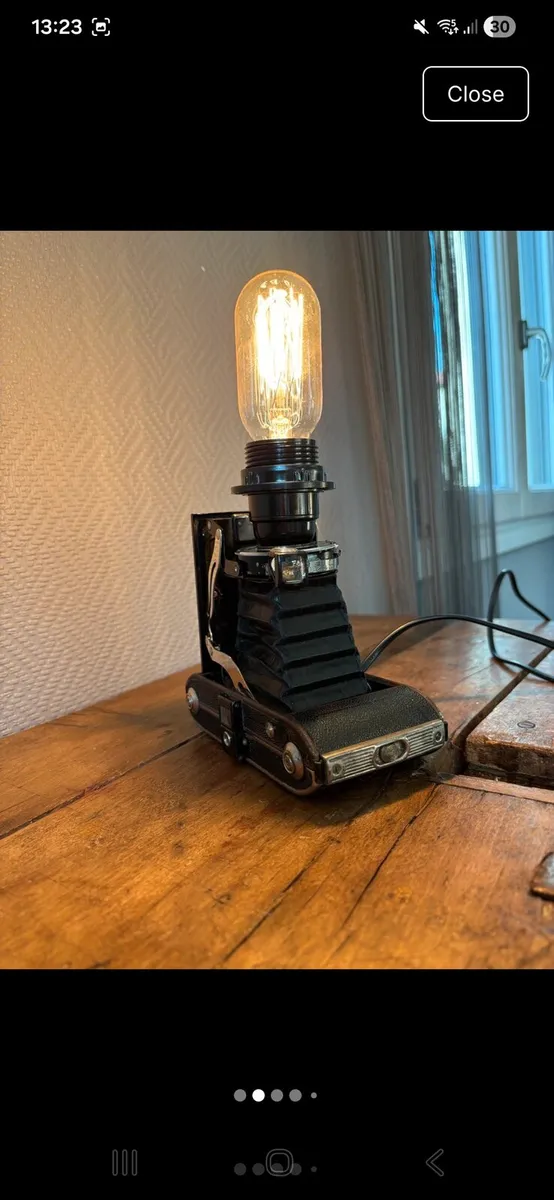Vintage Camera Lamp - Image 2