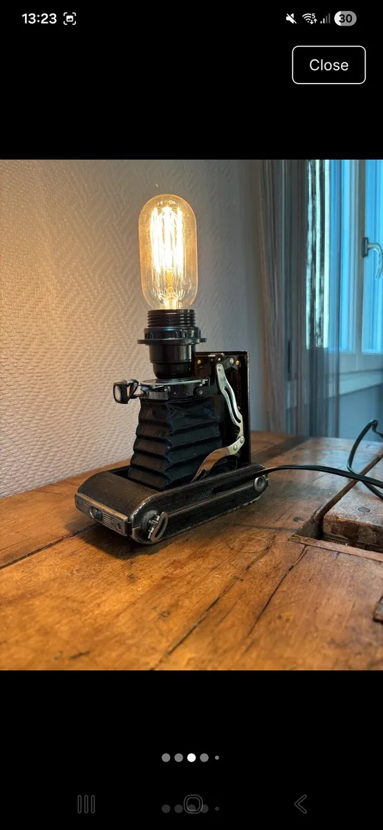 Vintage Camera Lamp - Image 3
