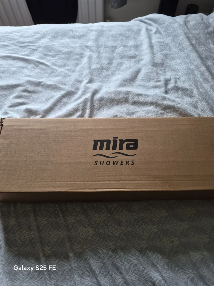 Electric mira sport max shower - Image 1