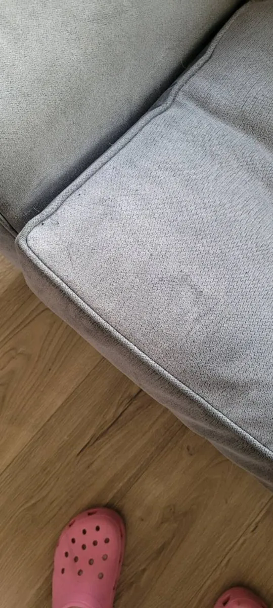 Love seat - Image 4