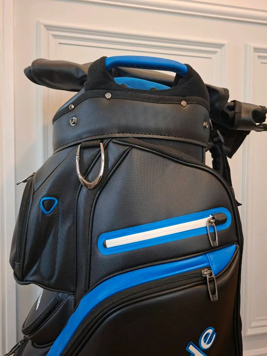 New Taylormade Deluxe Cart Bag - Image 3