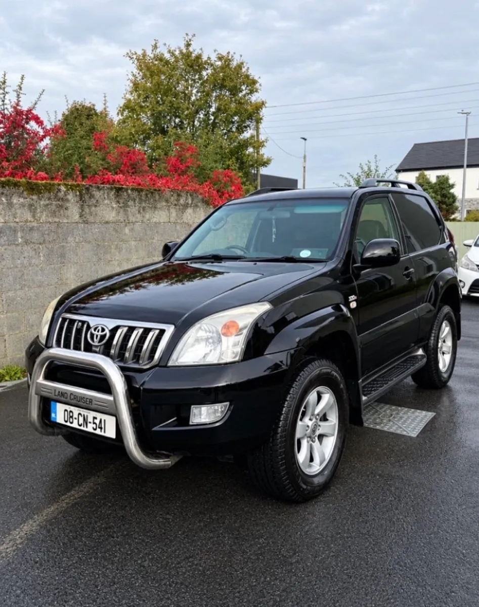 Toyota Land Cruiser - Image 2