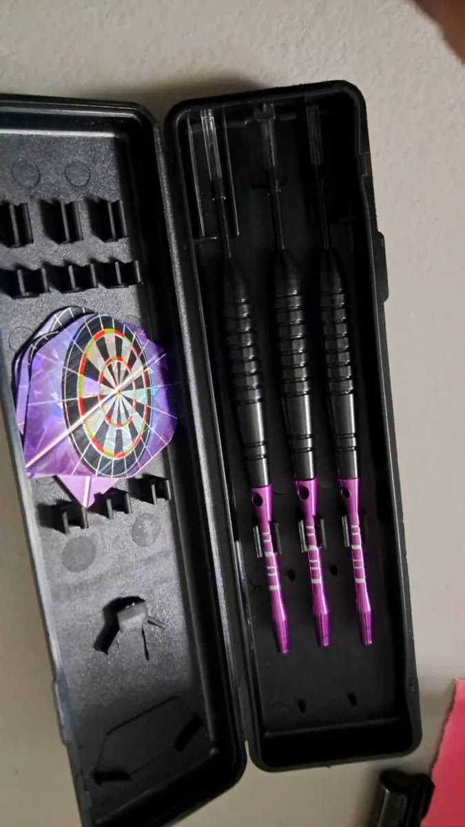 Darts - Image 1