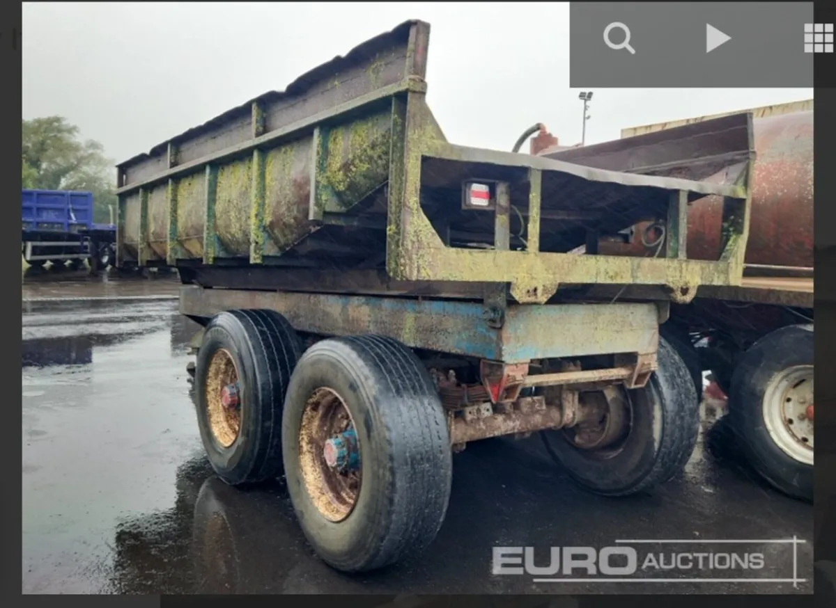 Dump trailer - Image 1