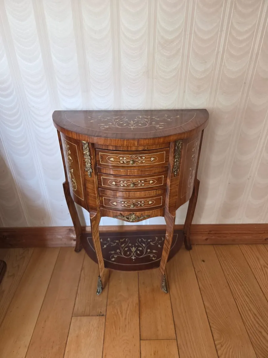 furniture - Image 3
