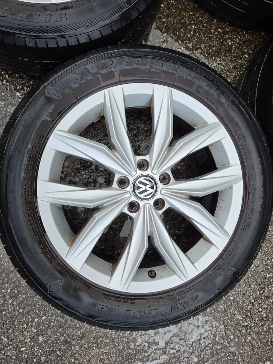 Volkswagen Tiguan R18 Alloys Wheels - Image 2