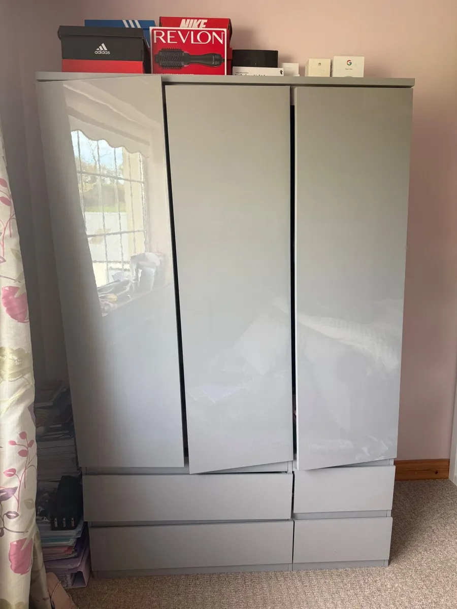 Wardrobe - Image 1