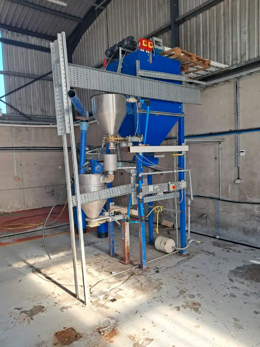 Industrial Bulk Hopper & Automated Dosing System - Image 1