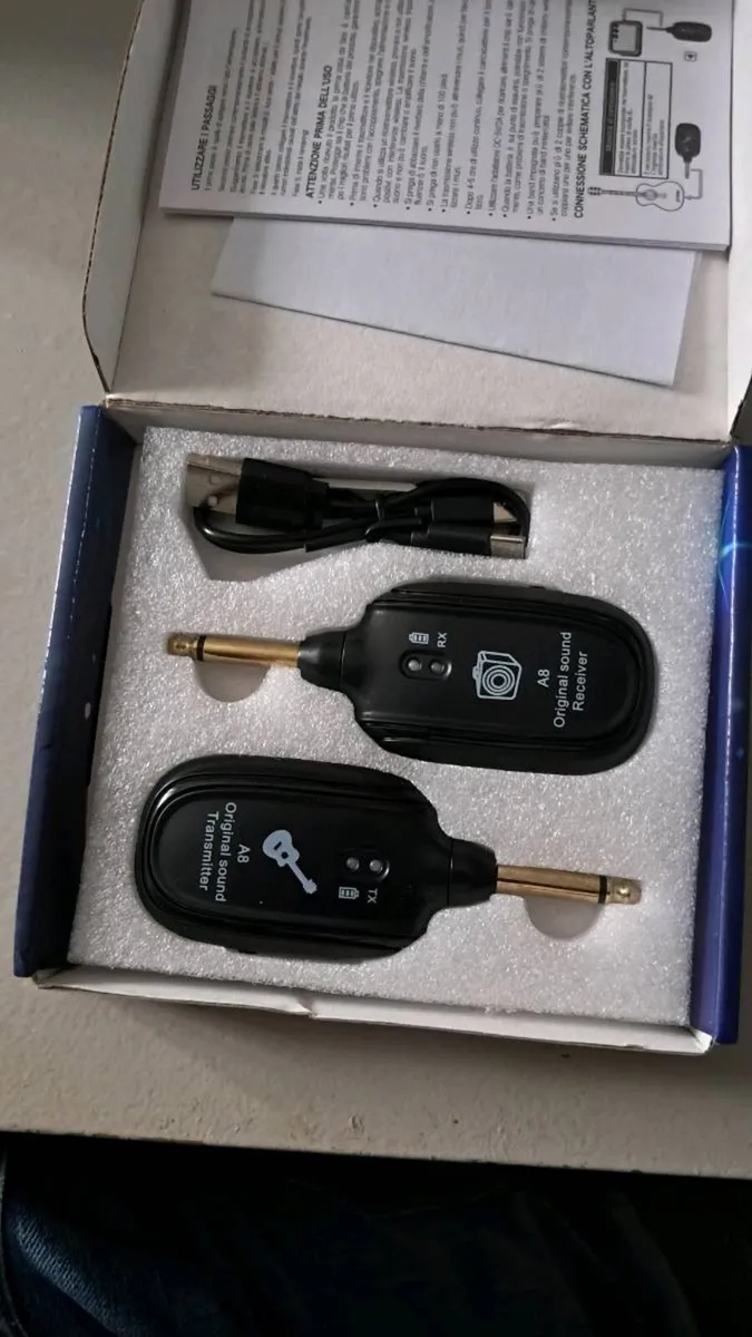 Guitar Wireless Transmitter/ Receiver - Image 1