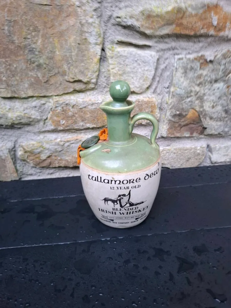 By post only tullamore dew whiskey bottle - Image 1