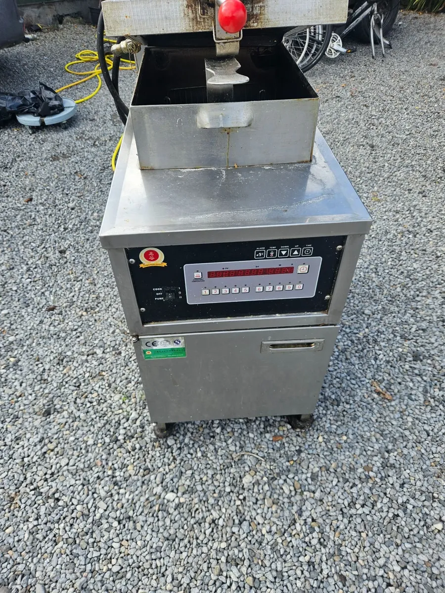 Pressure fryer electric - Image 4