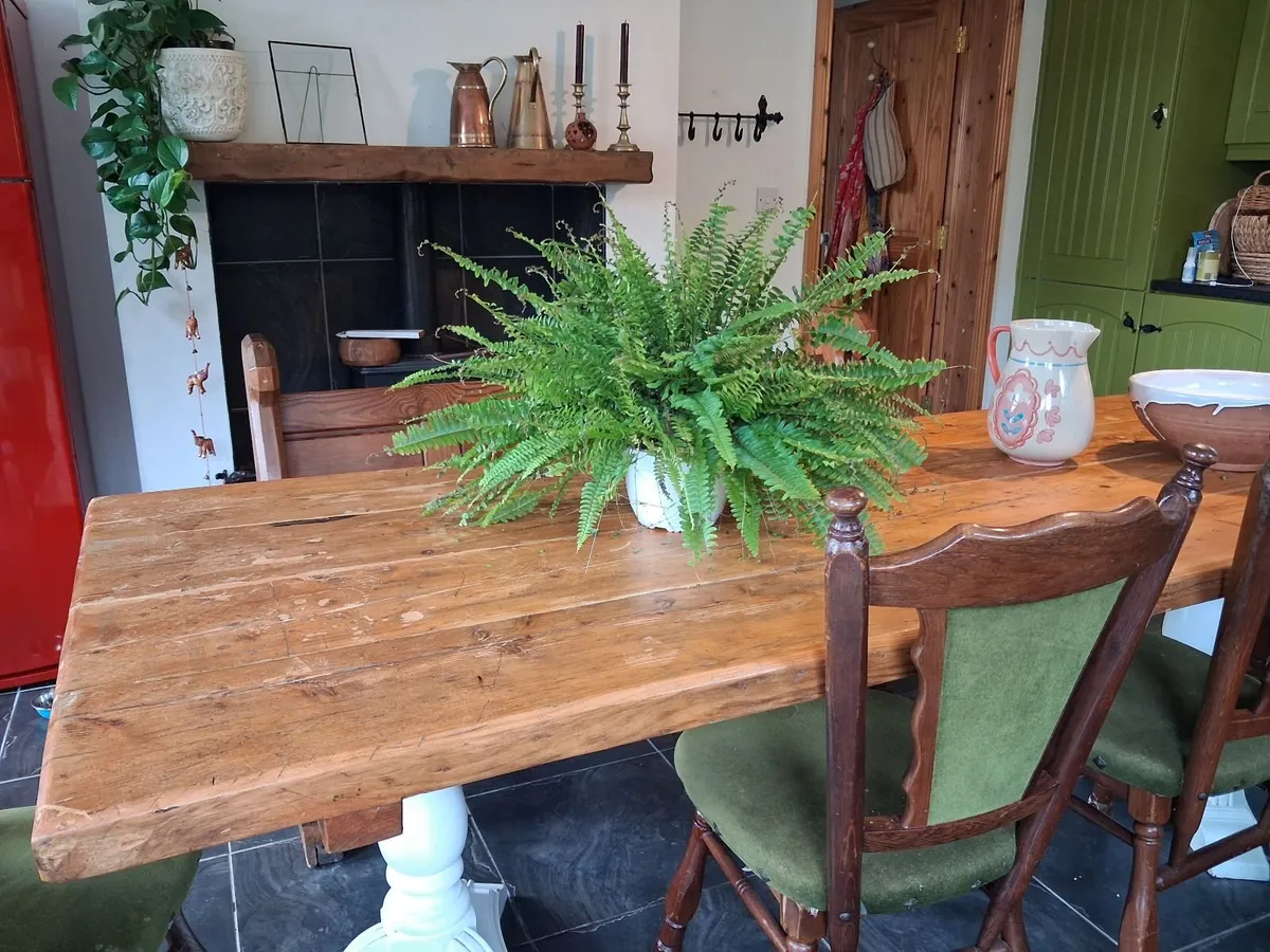 Large kitchen table - Image 3
