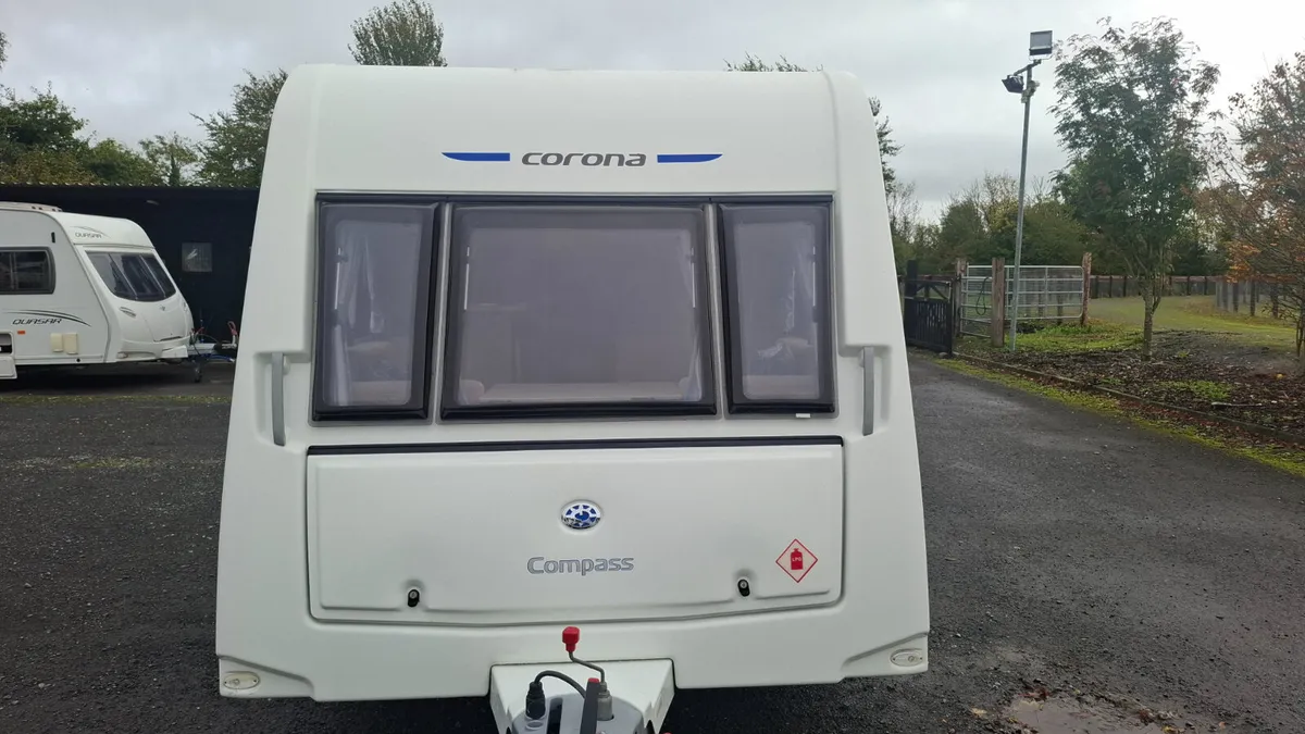 Compass Corona 576  6 Berth Caravan - Image 2