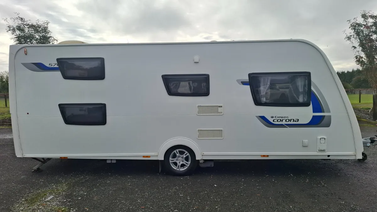 Compass Corona 576  6 Berth Caravan - Image 3