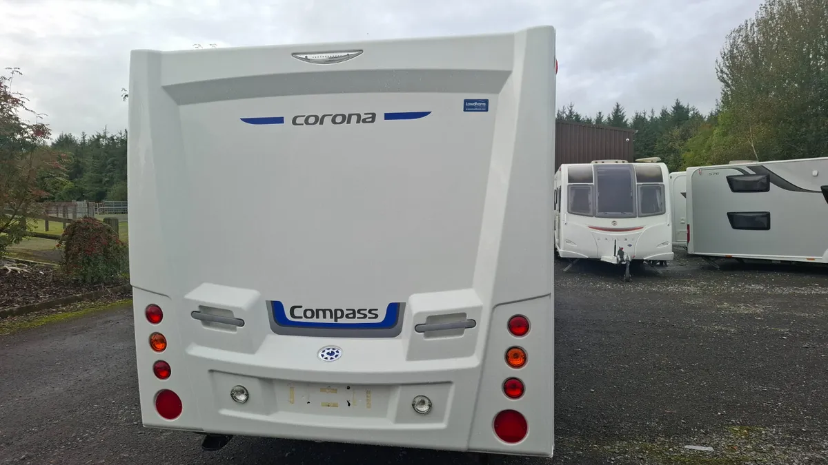 Compass Corona 576  6 Berth Caravan - Image 4