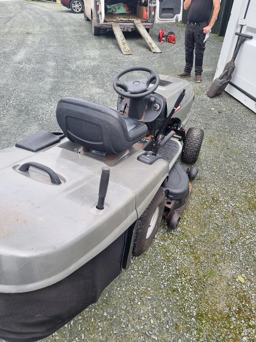 Lawnmower - Image 3