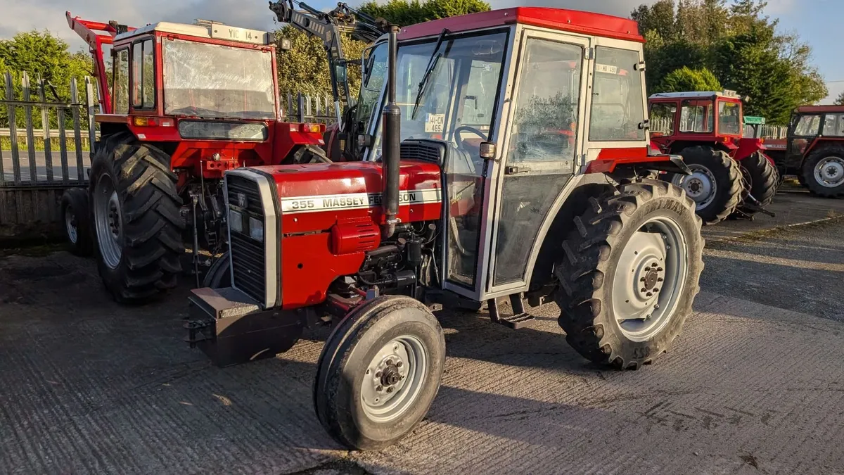 Massey Ferguson 355 - Image 1