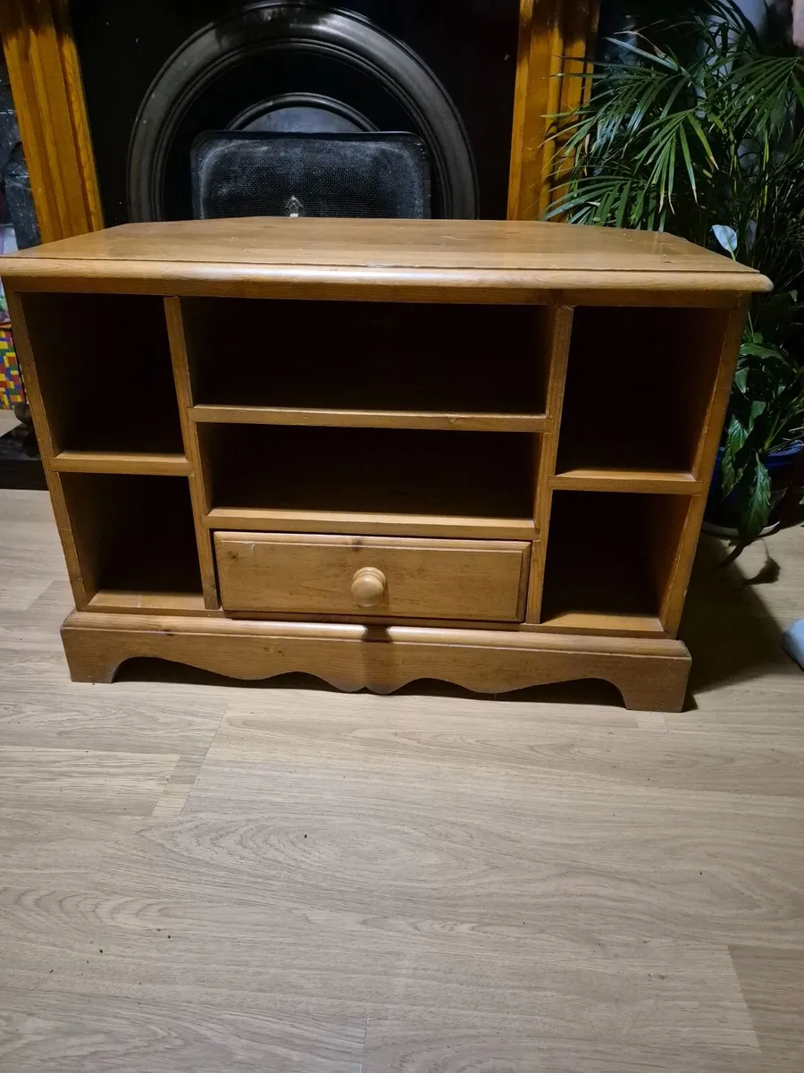 Tv stand