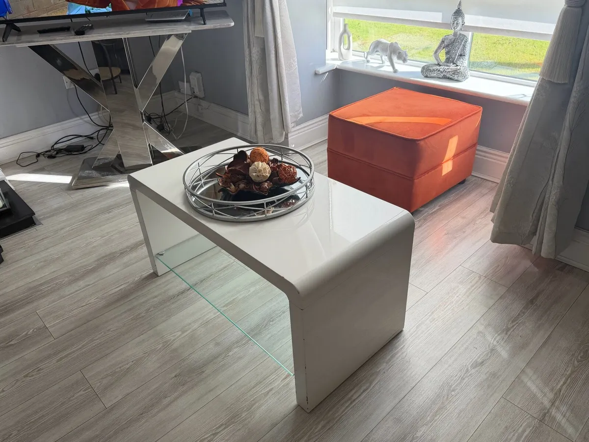 Modern Curved White & Glass Coffee Table