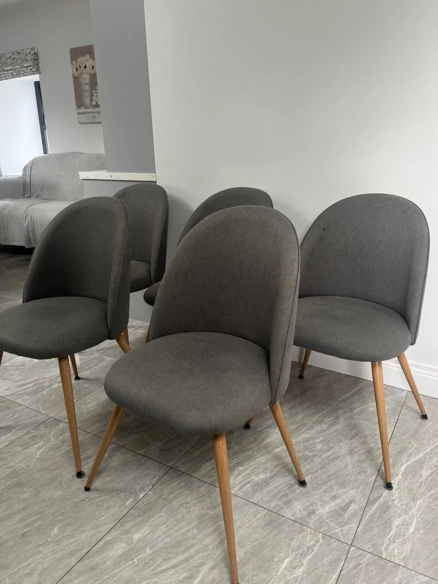 6 dining chairs - Image 1