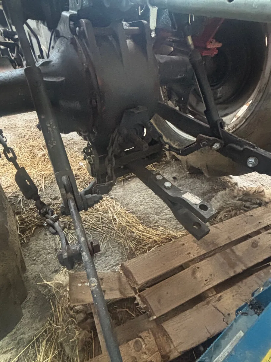 Massey Ferguson 240 - Image 2