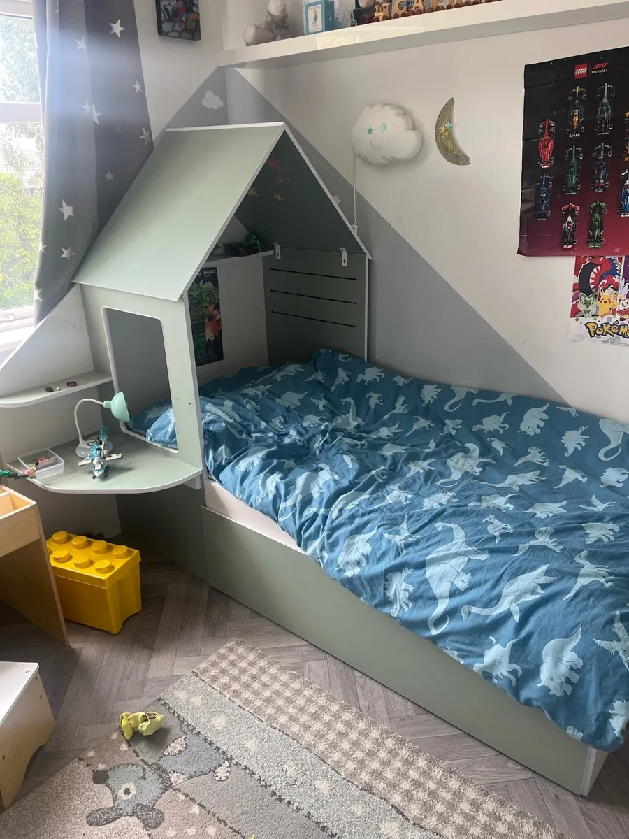 Kids Bed - Image 1