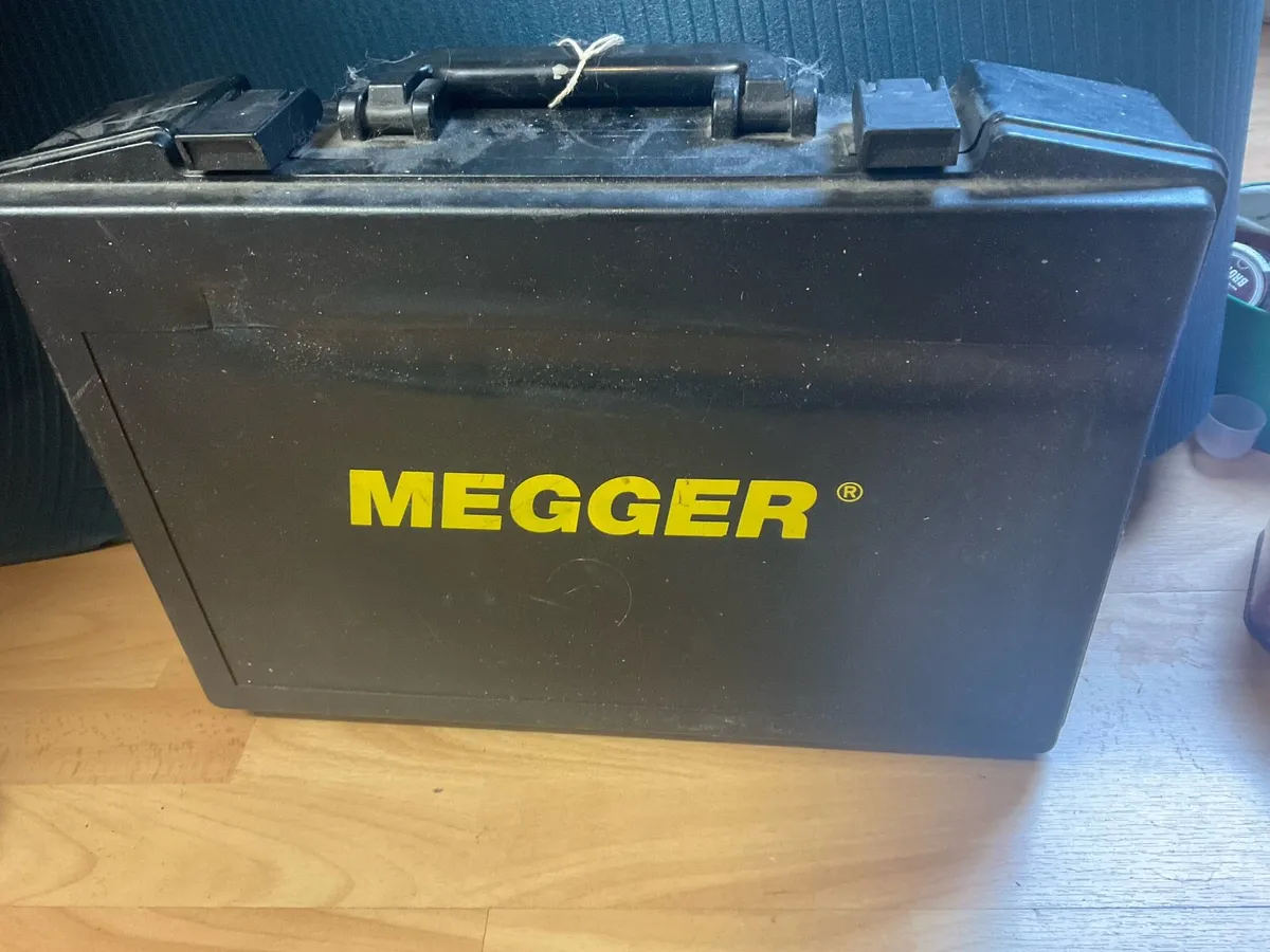 Electrical test meters - Image 1