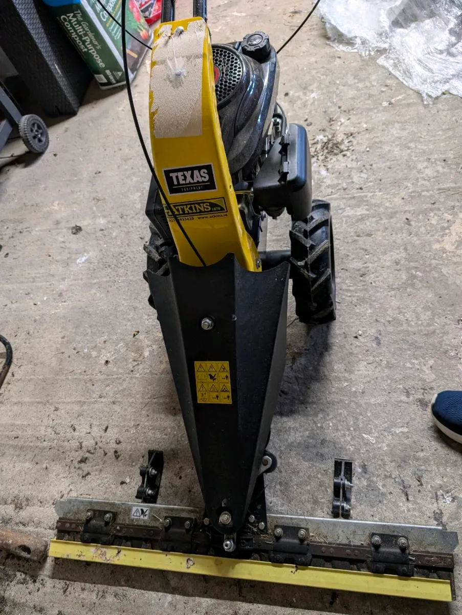 Texas CB8700 Sickle Bar Mower - petrol - Image 1