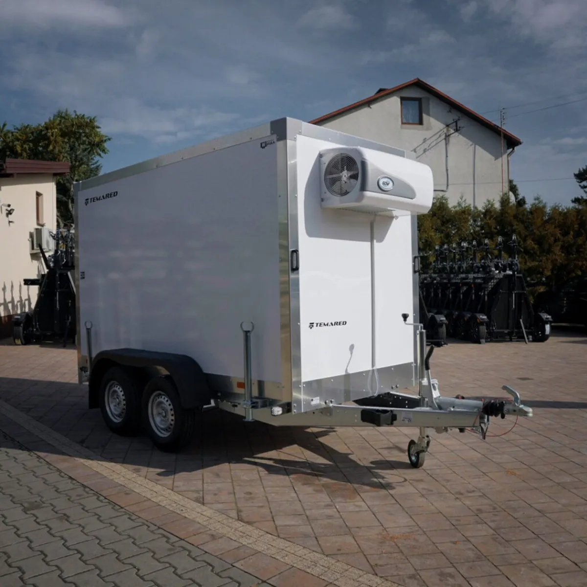 Fridge trailer 12x6 - Image 3