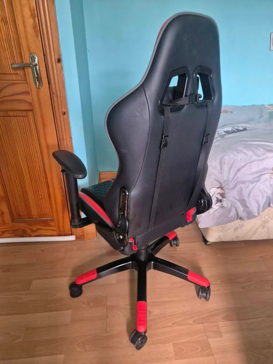 Gaming chair - Image 2