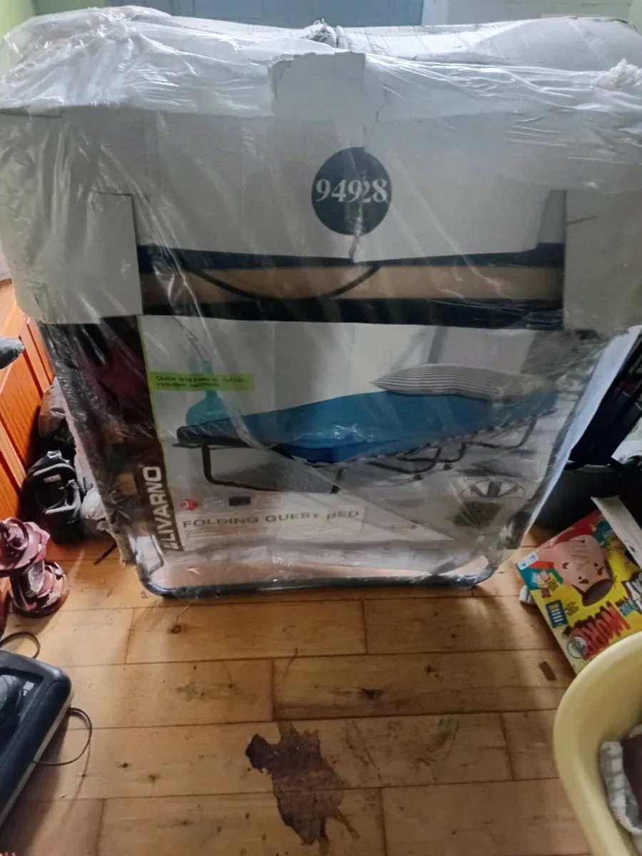 Folding bed - Image 1