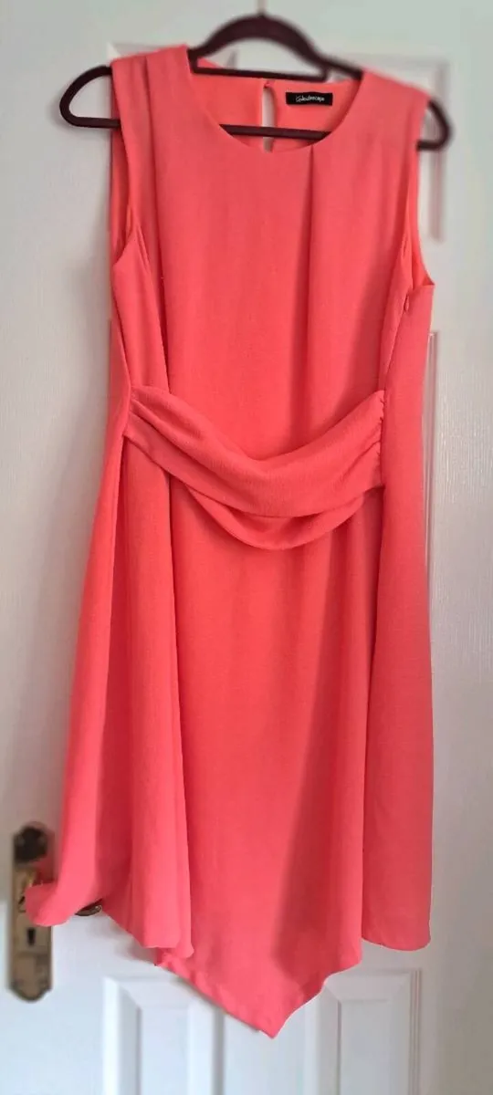Dress and Tracksuit - Image 2