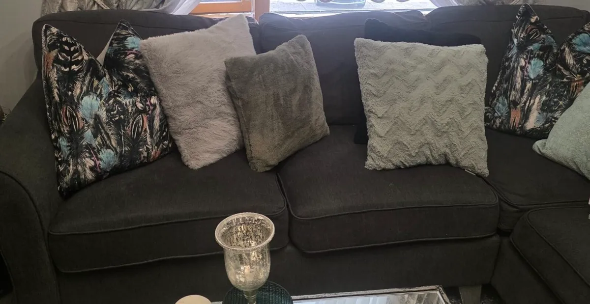 Living room coache - Image 1