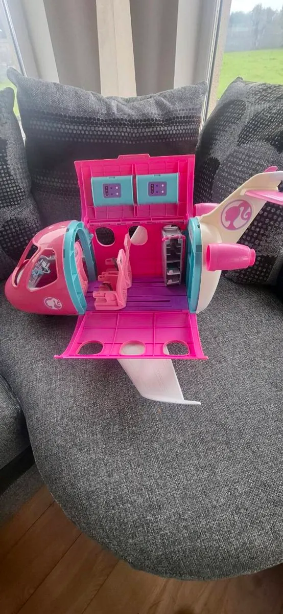 Barbie pink airplane - Image 2