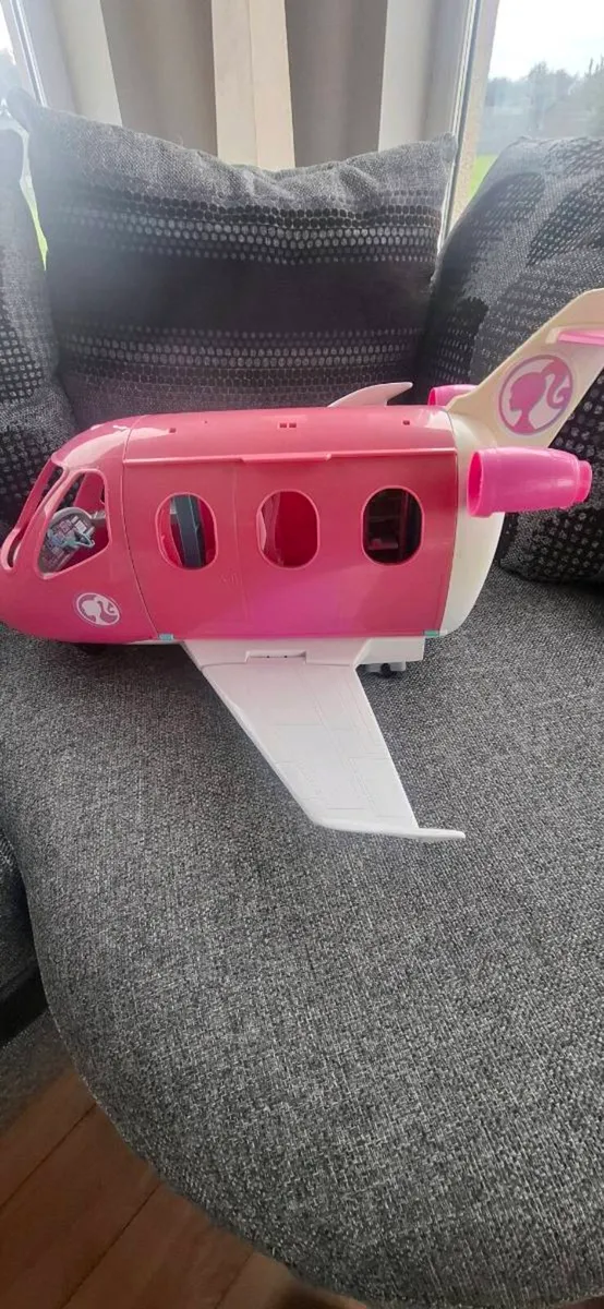 Barbie pink airplane - Image 3