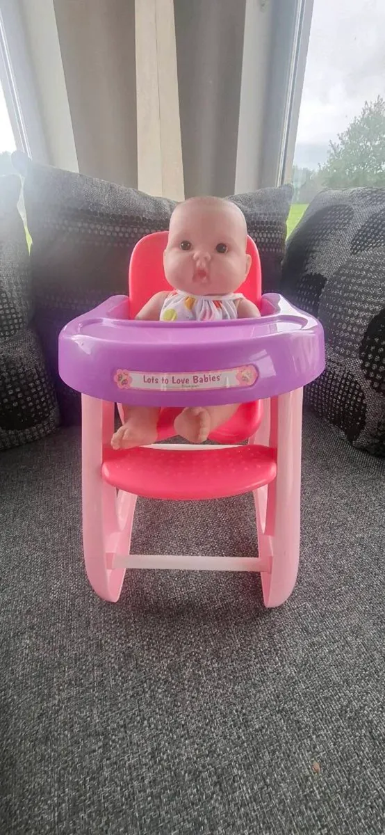 Kids toy doll and highchair - Image 1