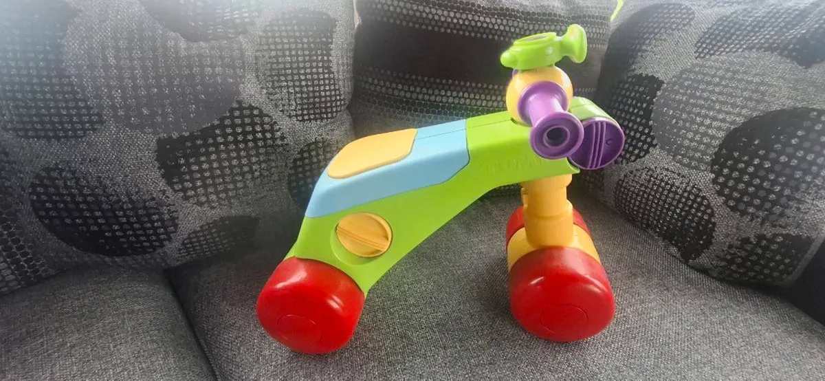 Kids tomy trike - Image 3