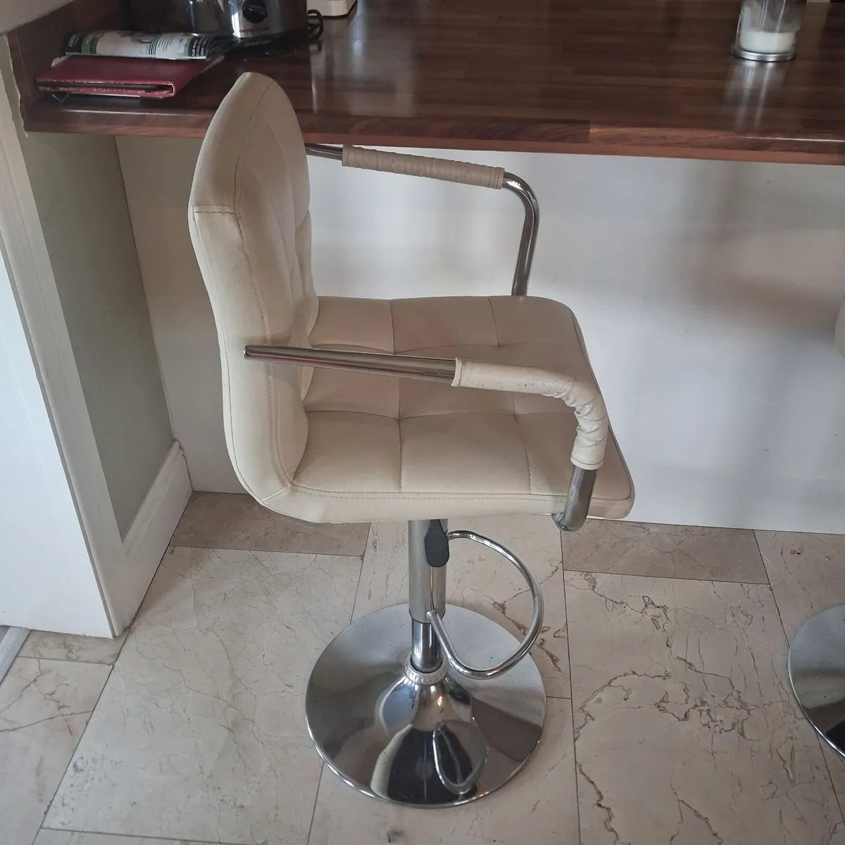 Dining room furniture - Image 2