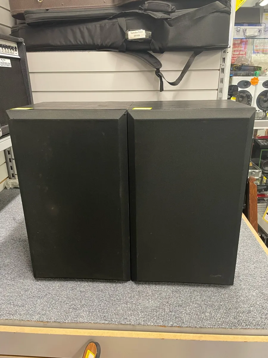 Bose 4000 XL Speaker Pair - Image 1