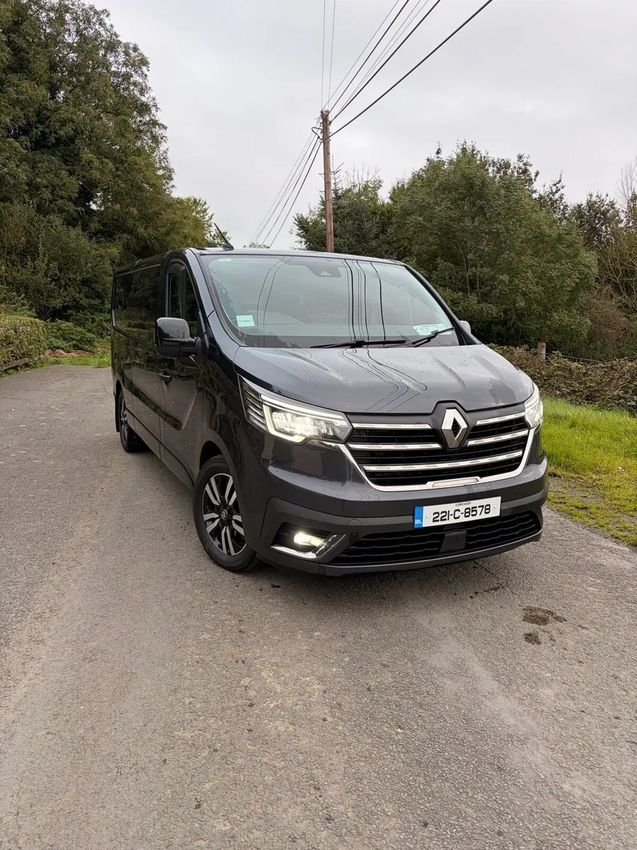 Renault Trafic Sport+ NO VAT - Image 1