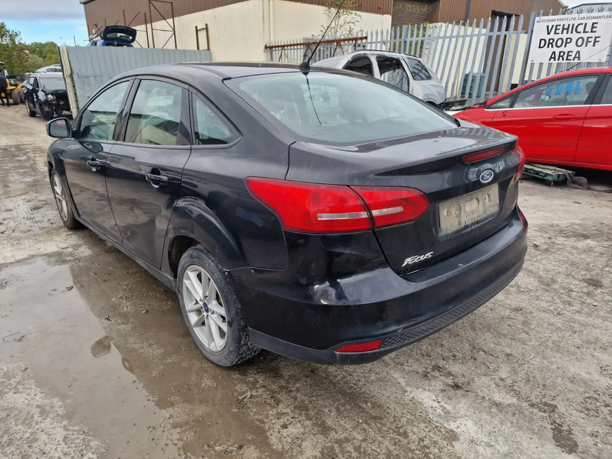 15 FORD FOCUS  1.6 D FOR BREAKING - Image 4