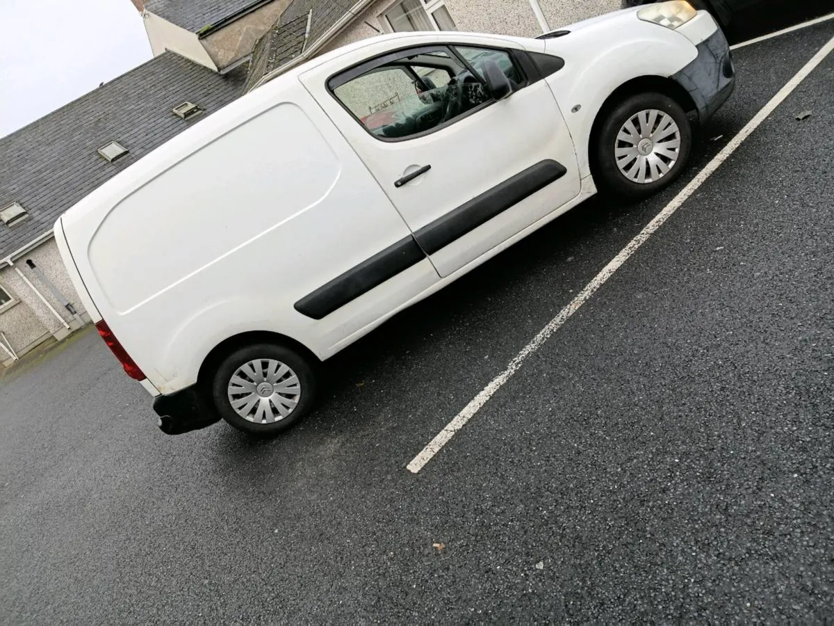 2010 peugeot partner 1,6  diesel doe 3/27  2seater - Image 4