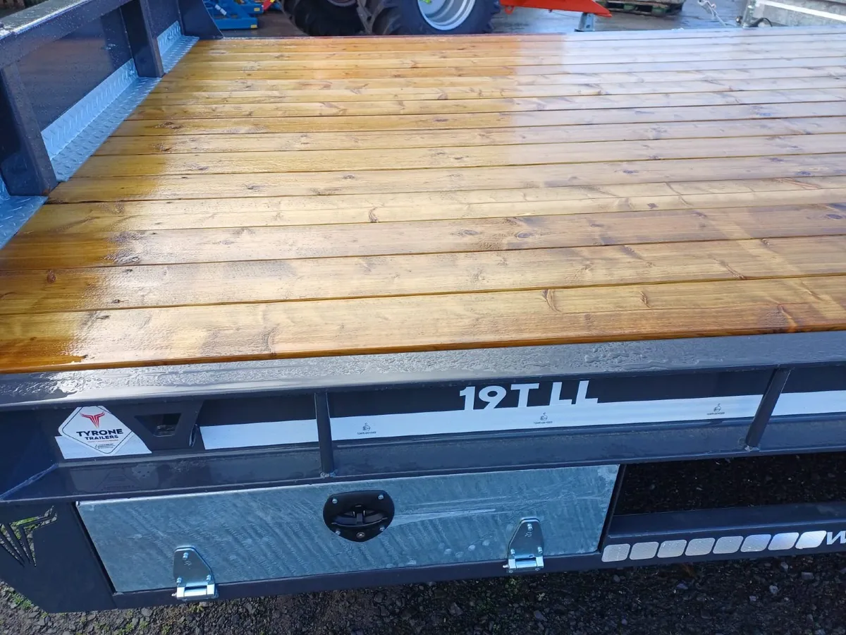 Tyrone Low Loader - Image 3