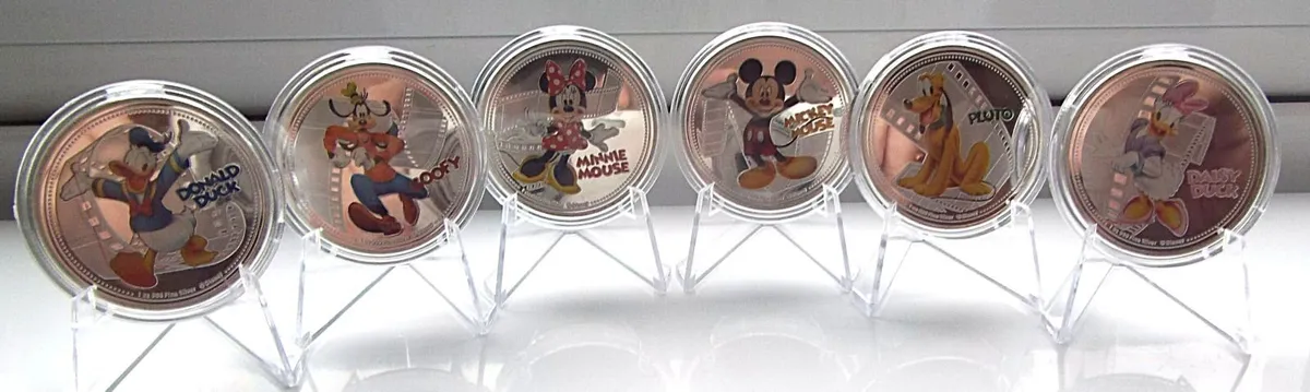 Disney Character memorabilia, for kids of all ages - Image 4