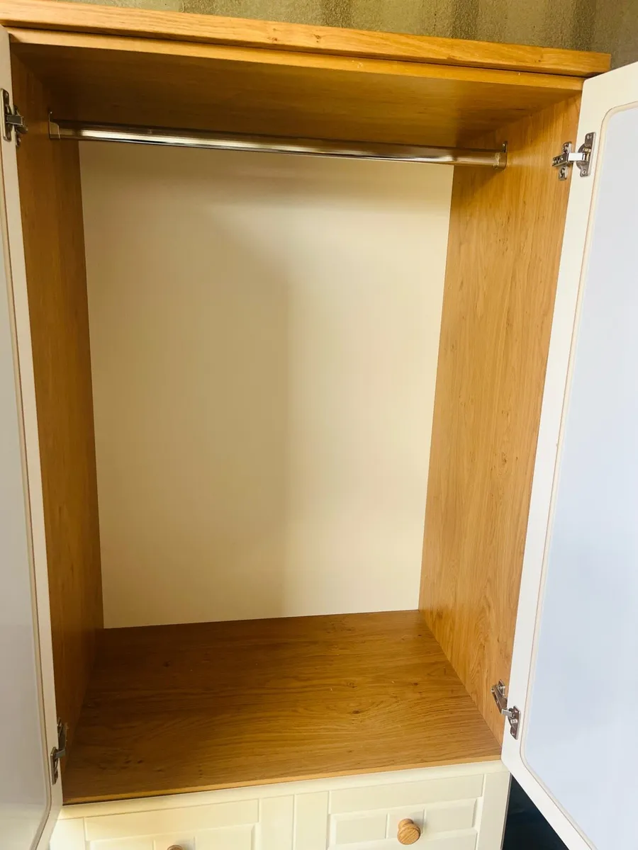 Wardrobe - Image 2