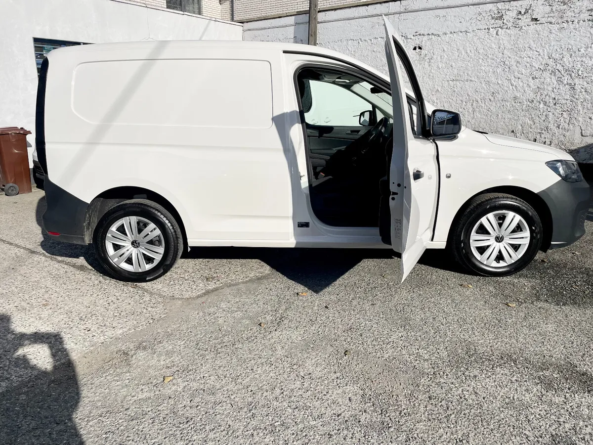 Volkswagen Caddy Cargo 2.0TDI 75BHP Manual,2025 - Image 3