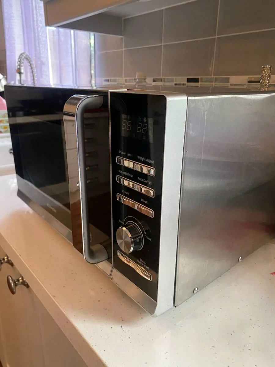 Microwave - Image 3