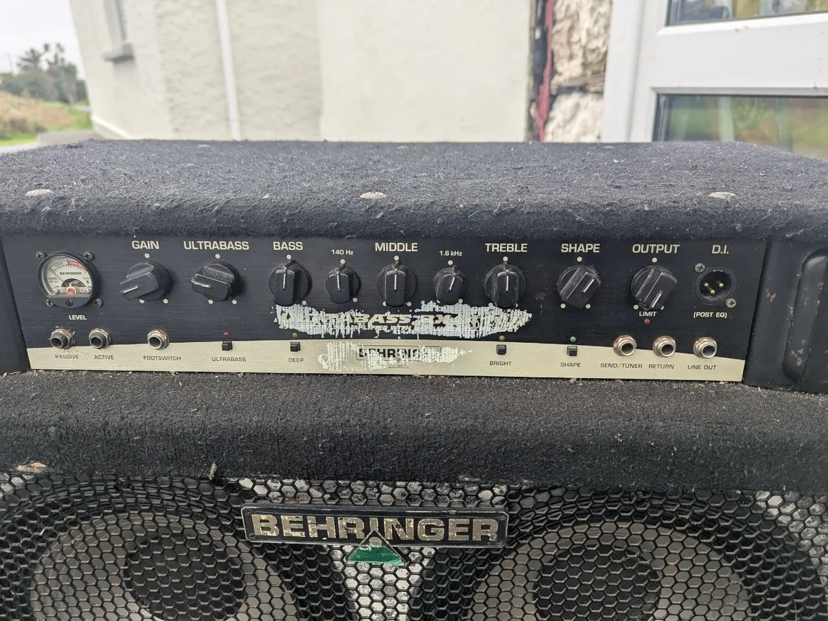 450-Watt Behringer Bass amp - Ultrabass BX4410A - Image 2
