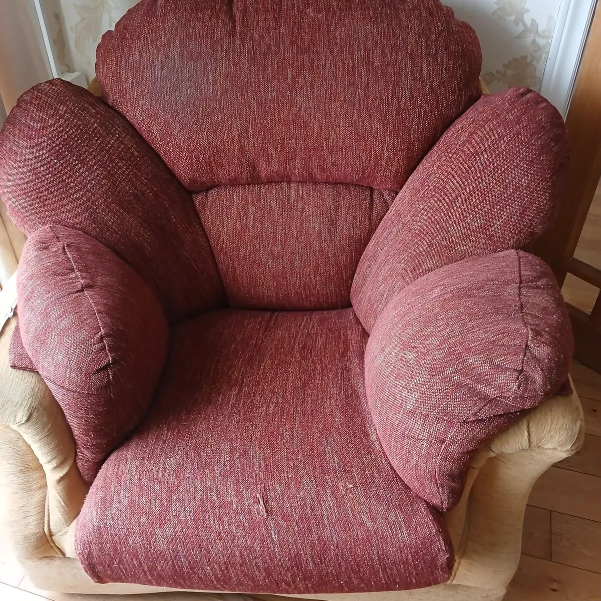 3 piece suite of furniture - Image 3